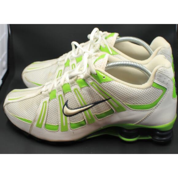 WMNS NIKE Shox Wht/ GRN Running Shoes 347522-111 Size 11 - Picture 1 of 7